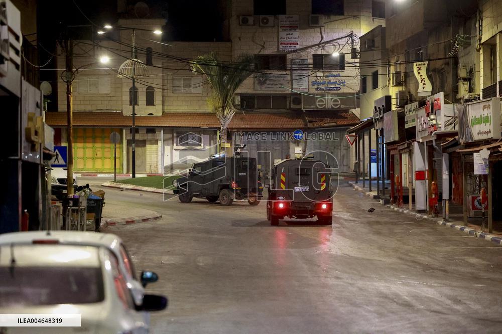 Israeli Forces Injure Two in West Bank - Palestine