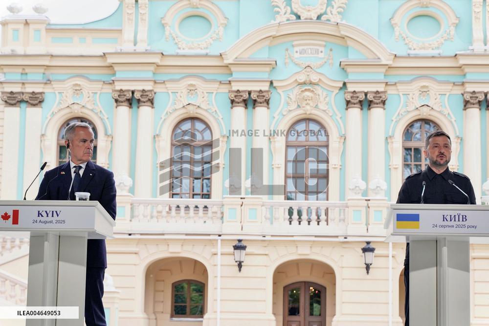 Zelenskyy-Carney talks in Kyiv