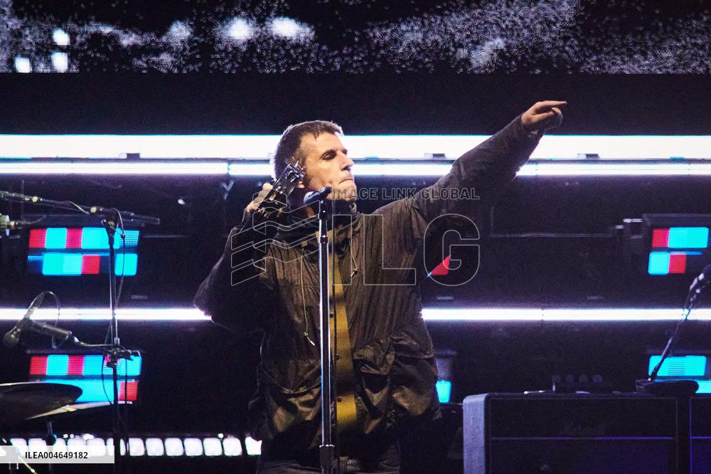 Oasis In Concert - Toronto