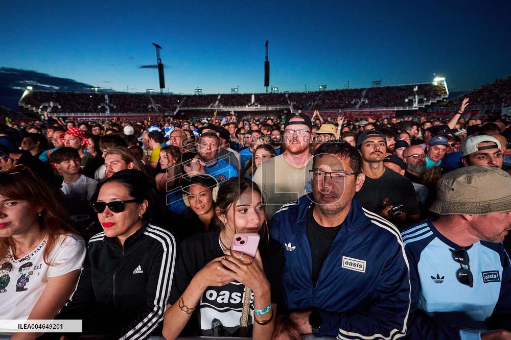 Oasis In Concert - Toronto