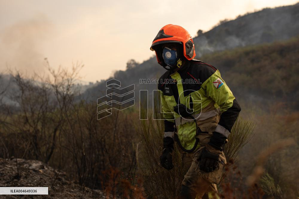 Wildfires Drive Evacuations in Leon