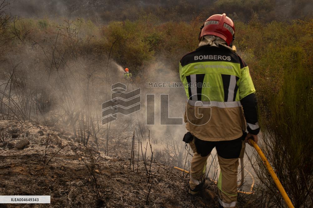 Wildfires Drive Evacuations in Leon