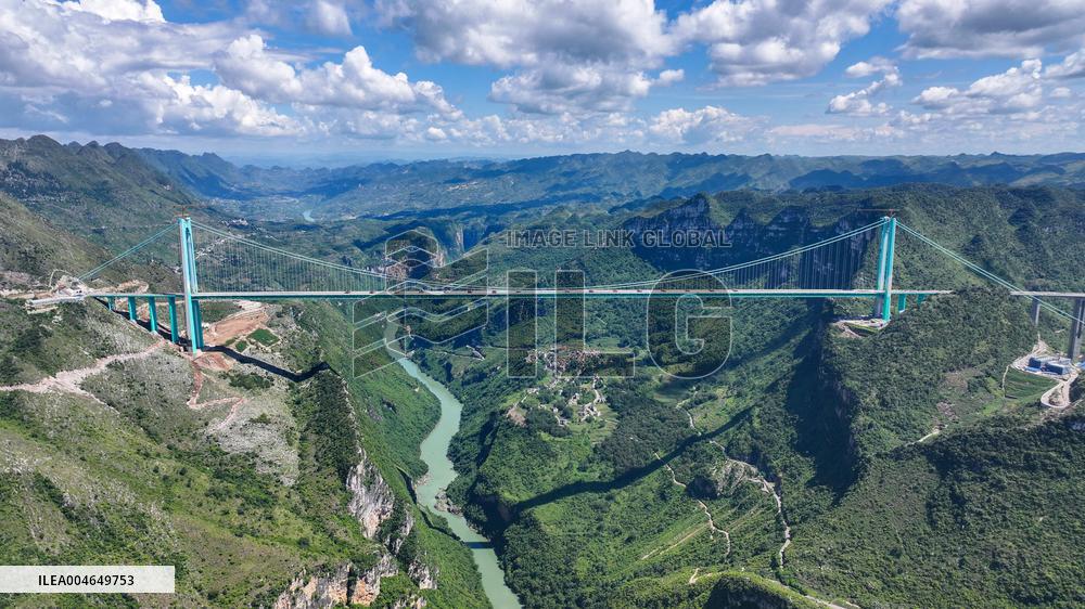 World Tallest Bridge Huajiang Canyon Bridge Load Testing