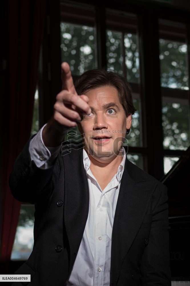 THE HIVES PELLE ALMQVIST