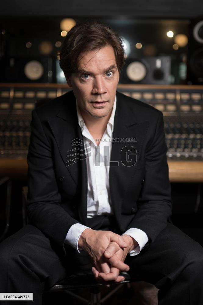 THE HIVES PELLE ALMQVIST