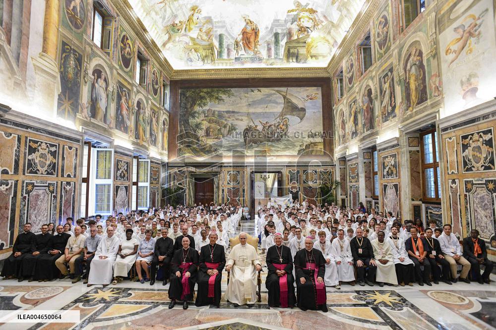 Pope Leo XIV Meets 360 Young French Altar Servers - Vatican