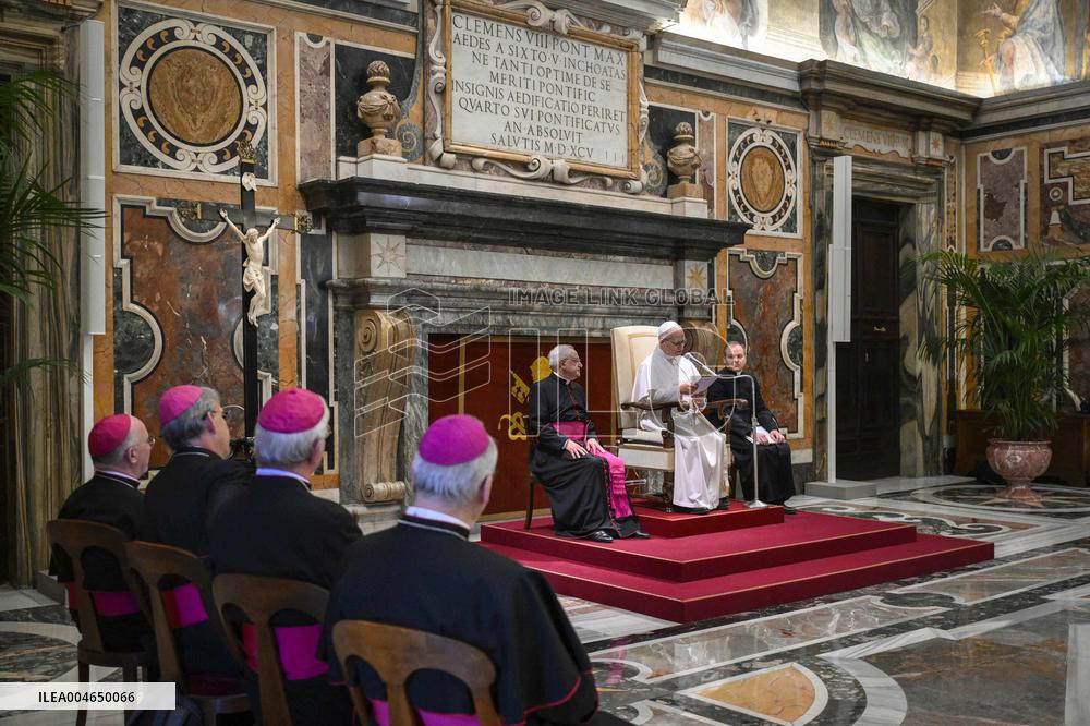 Pope Leo XIV Meets 360 Young French Altar Servers - Vatican