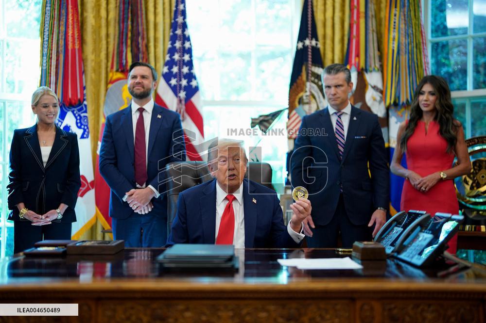 White House - Trump Signing Executive Order in The Oval Office