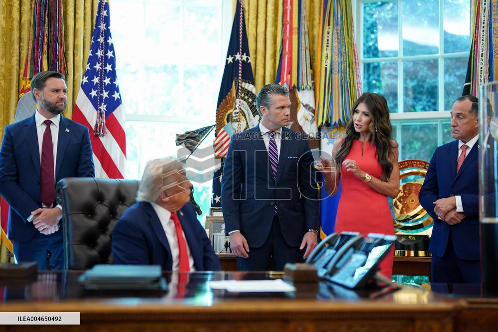 White House - Trump Signing Executive Order in The Oval Office