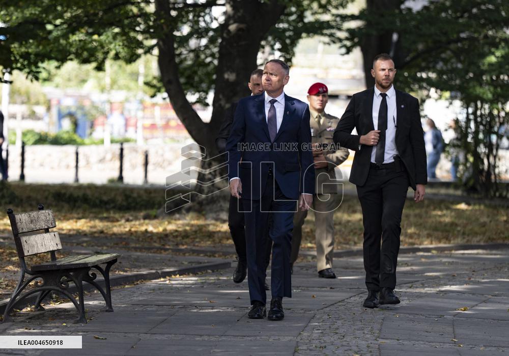 Canadian PM Carney Meets Polish PM Tusk - Warsaw