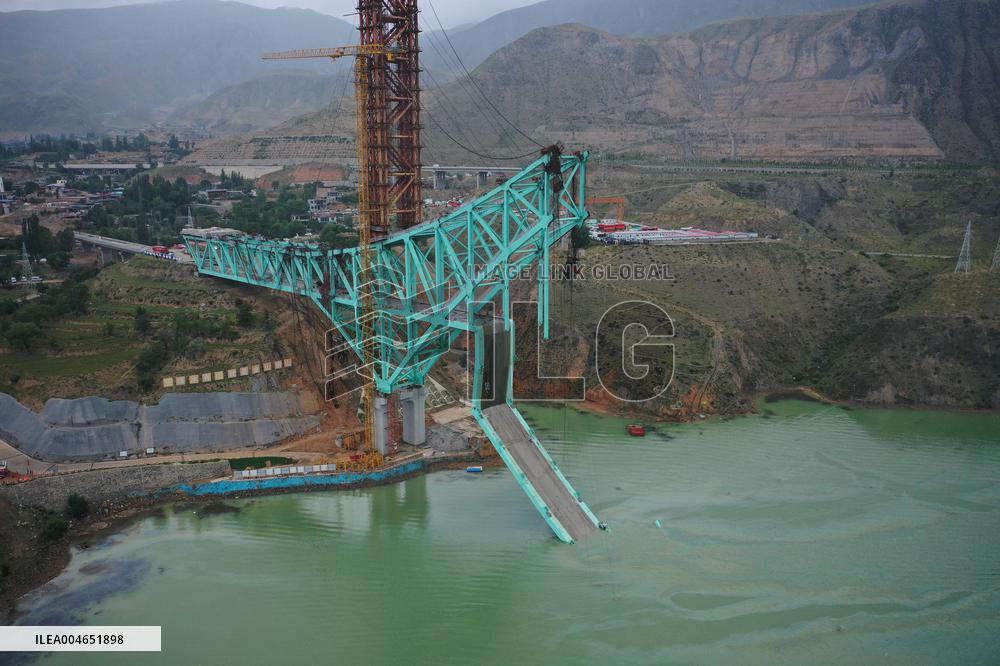 Jianzha Yellow River Super Large Bridge Steel Strand Fracture