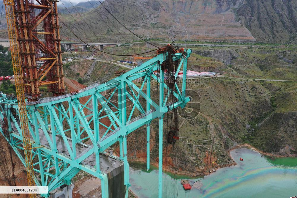 Jianzha Yellow River Super Large Bridge Steel Strand Fracture