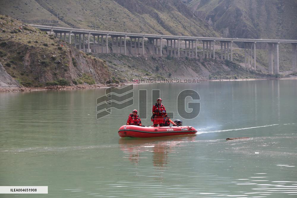 Jianzha Yellow River Super Large Bridge Steel Strand Fracture Rescue