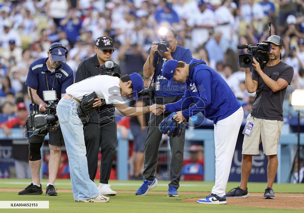 Baseball: Reds vs. Dodgers
