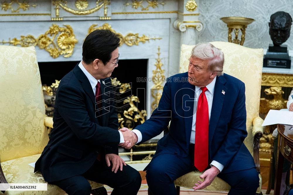 President Trump Meets With South Korean President Myung - DC