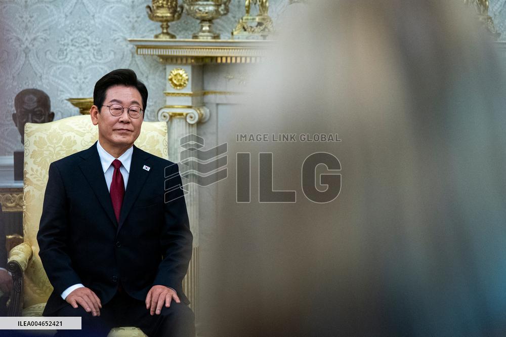 President Trump Meets With South Korean President Myung - DC