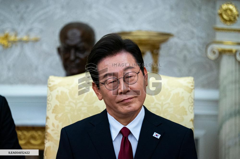 President Trump Meets With South Korean President Myung - DC