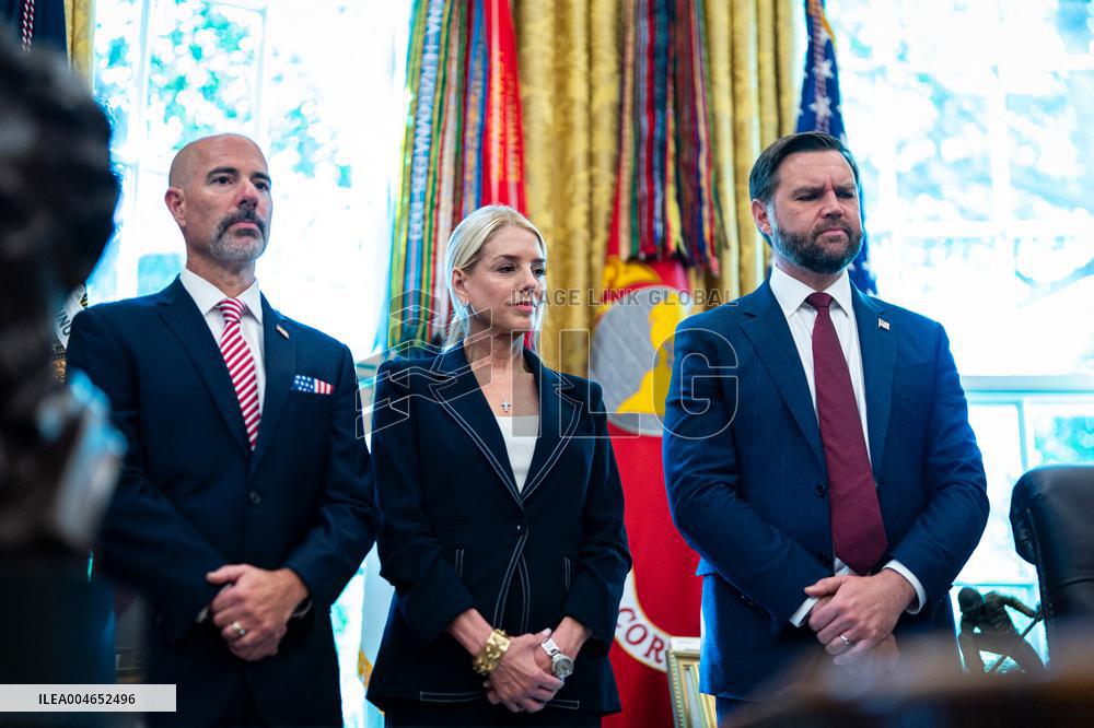 Trump Signs Executive Order In Oval Office - DC