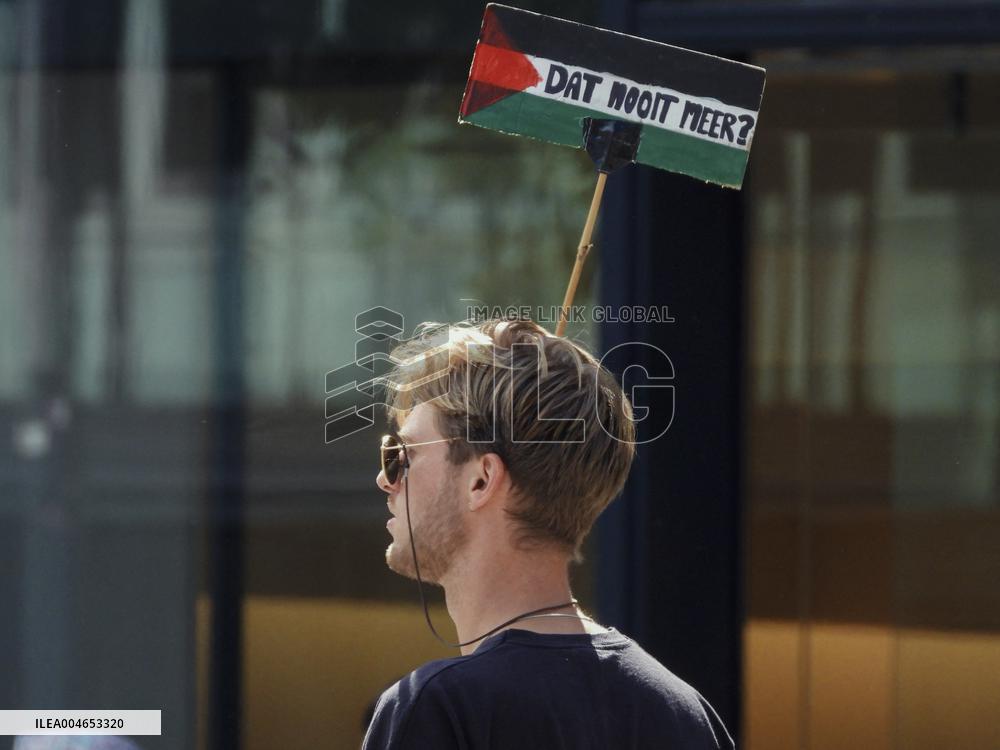 Utrecht Memorial Protest for Gazas Children - NLD
