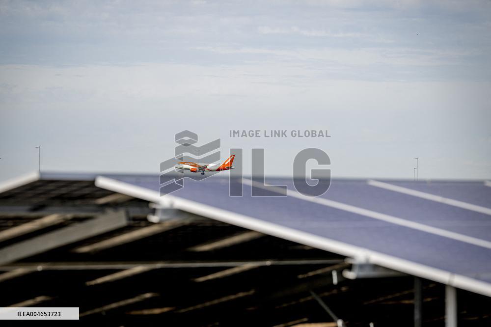 Illustration - Solar Park at Schiphol - Amsterdam