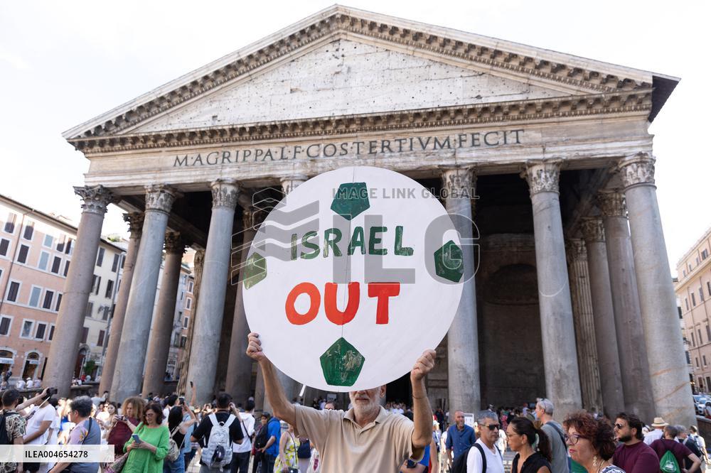 Protest Against The Italy-Israel Soccer Match - Rome