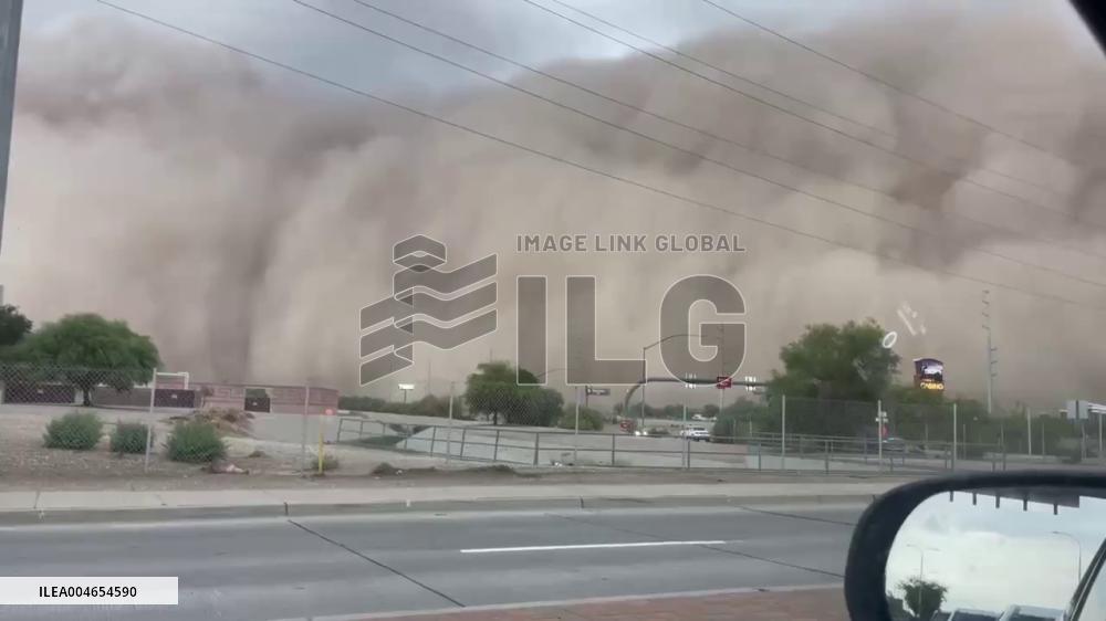 US: Haboob Hits Phoenix, Causes Airport Damage and Power Outages 10
