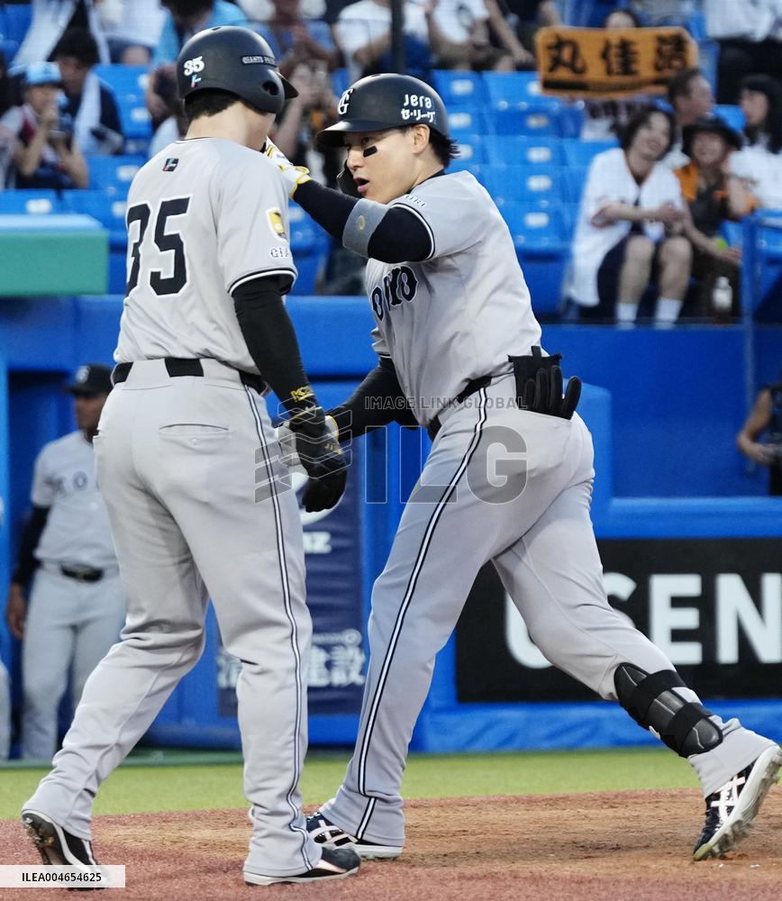Baseball: Giants' Maru hits for cycle