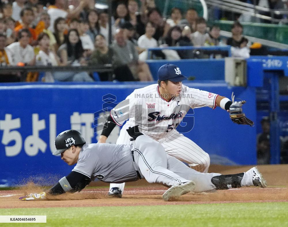 Baseball: Giants' Maru hits for cycle