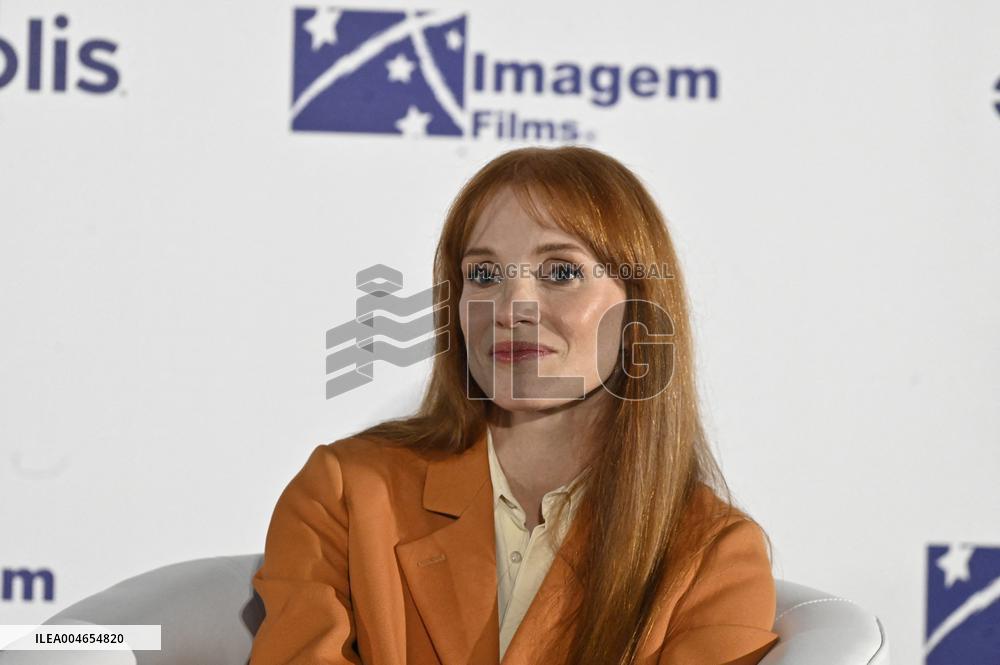 Dreams Press Conference - Mexico