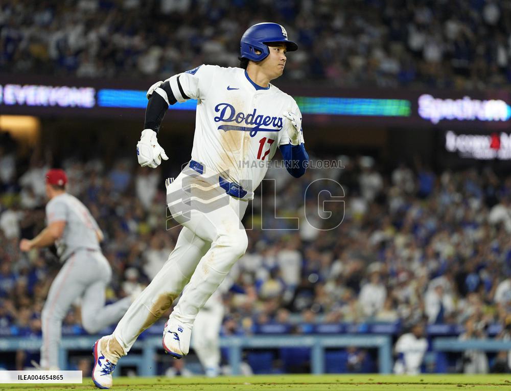 Baseball: Reds vs. Dodgers
