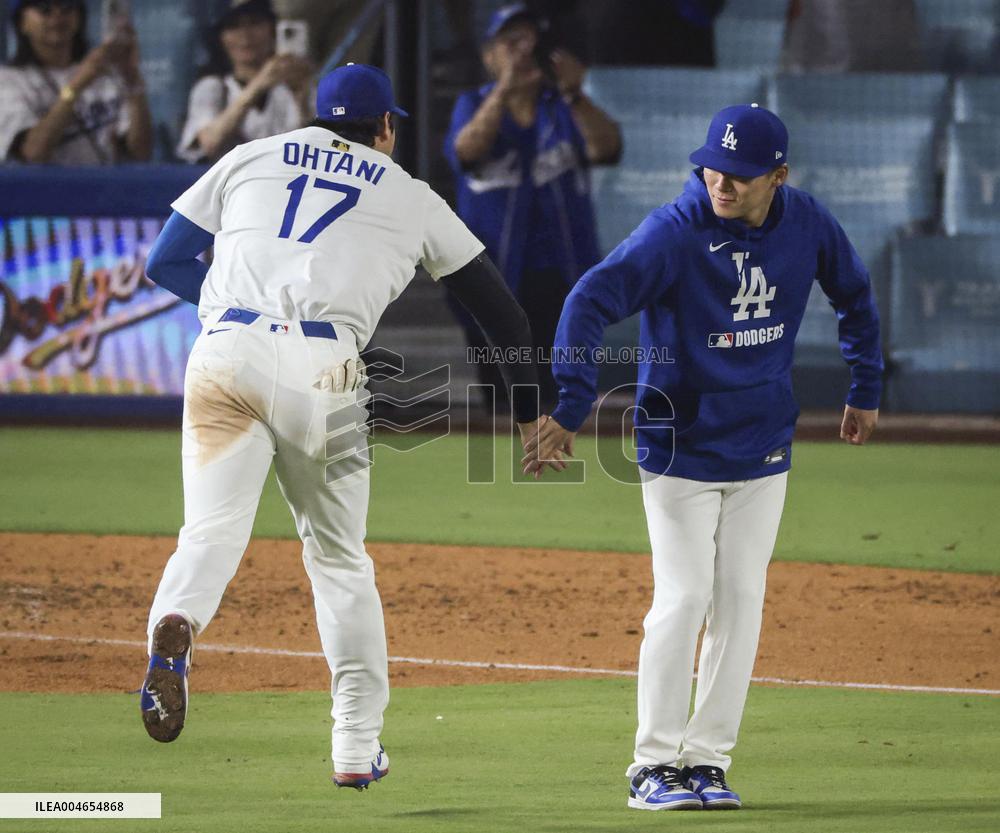 Baseball: Reds vs. Dodgers