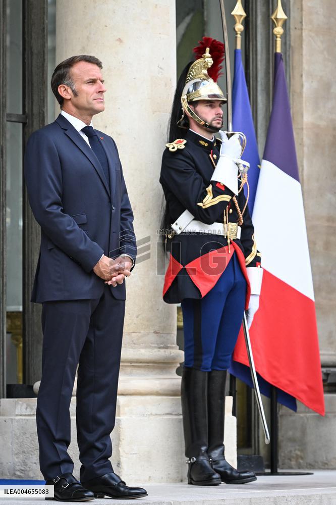Emmanuel Macron welcomes Bassirou Diomaye Faye at the Elysee FA