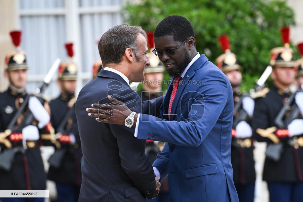 Emmanuel Macron welcomes Bassirou Diomaye Faye at the Elysee FA