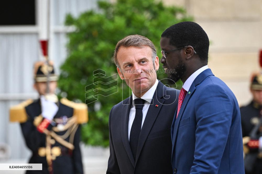 Emmanuel Macron welcomes Bassirou Diomaye Faye at the Elysee FA