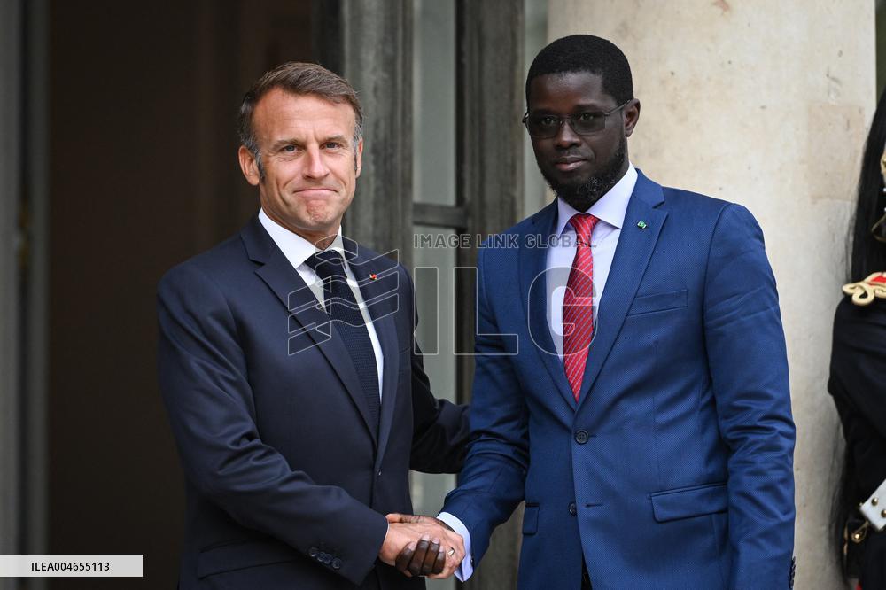 Emmanuel Macron welcomes Bassirou Diomaye Faye at the Elysee FA