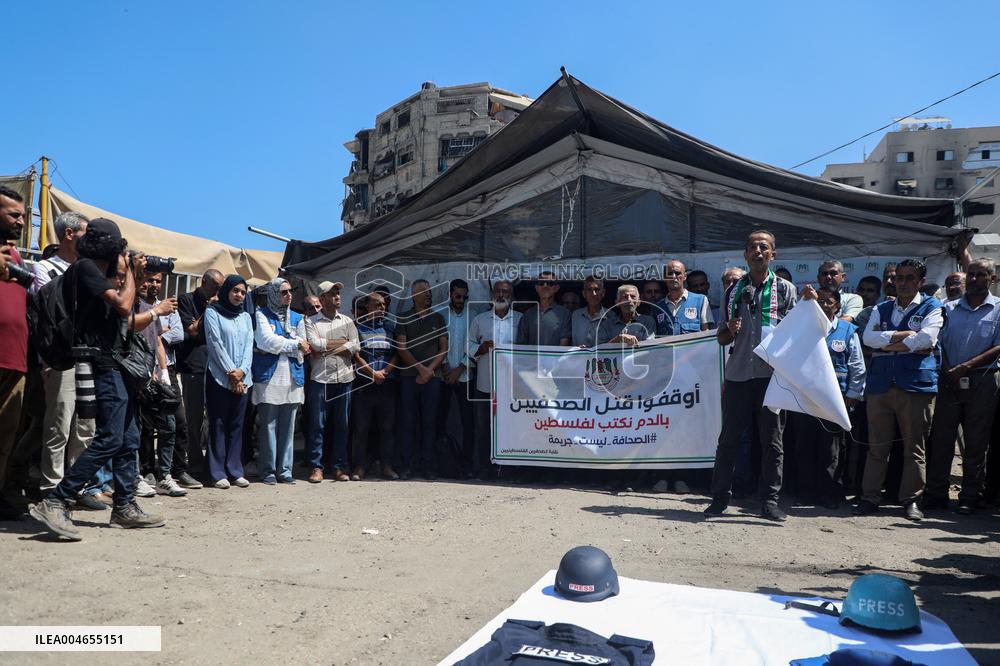 Rally in Solidarity with Journalists Killed by Israeli Strikes - Gaza