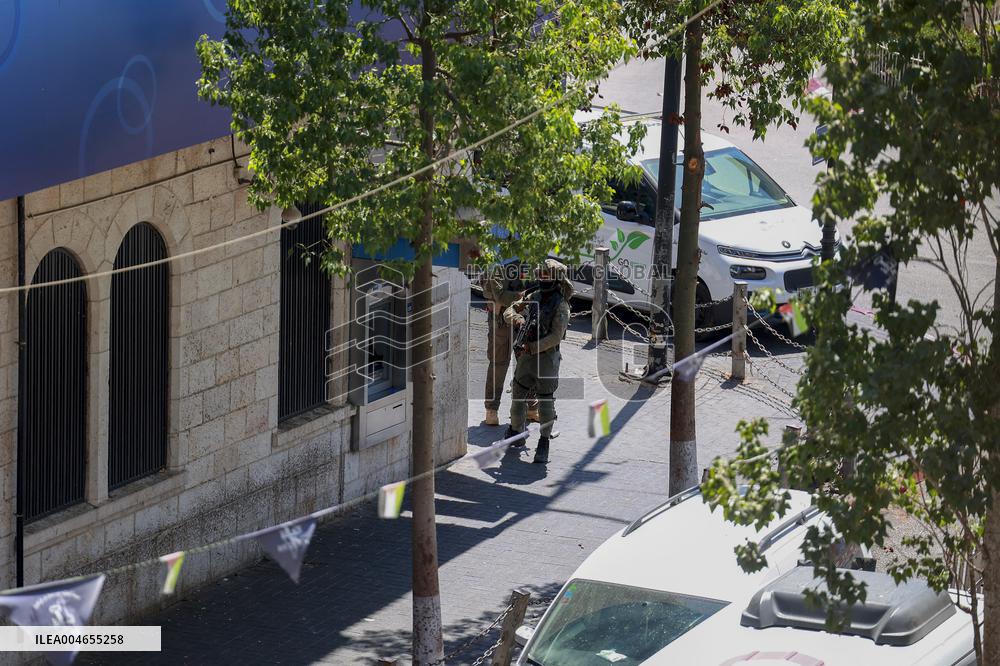 Israeli Raid in Ramallah