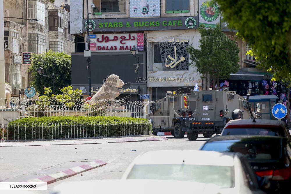 Israeli Raid in Ramallah
