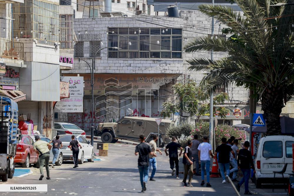 Israeli Raid in Ramallah