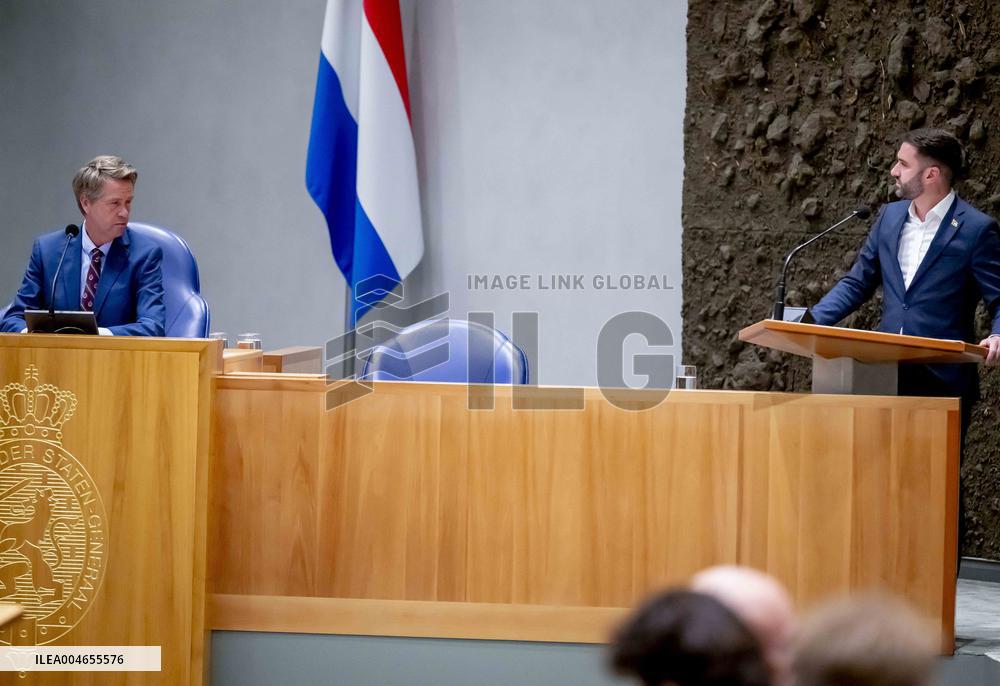 House of Representatives Meets on NSC departure - The Hague