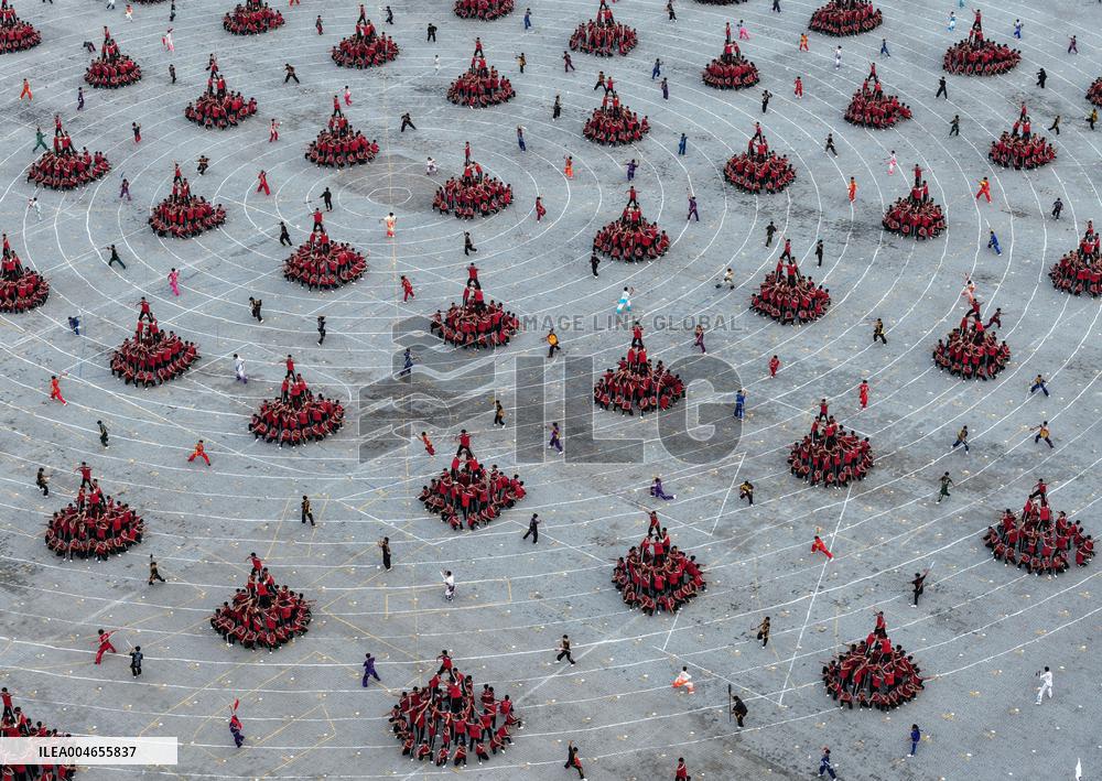 International Boxing Day - China