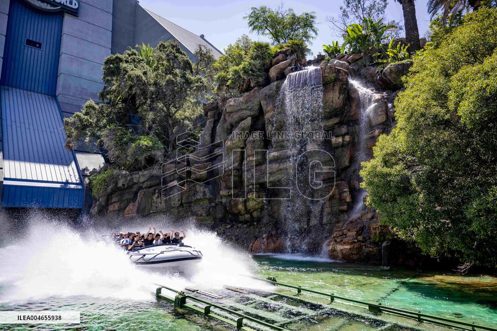 Illustration - Universal Studios Hollywood - LA