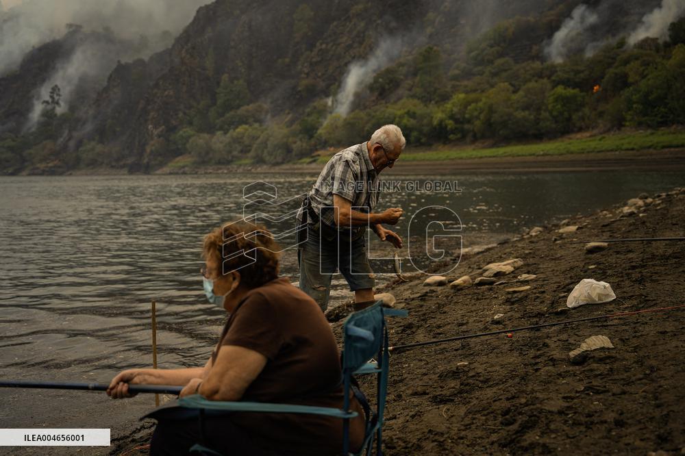 Situation 2 in Pobra Do Brollón Fire Cancelled - Spain