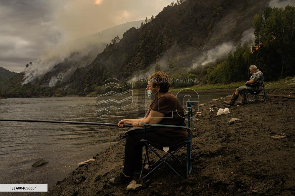 Situation 2 in Pobra Do Brollón Fire Cancelled - Spain