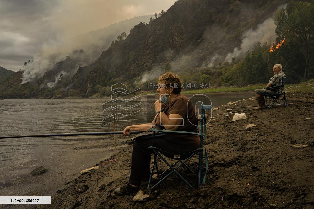 Situation 2 in Pobra Do Brollón Fire Cancelled - Spain