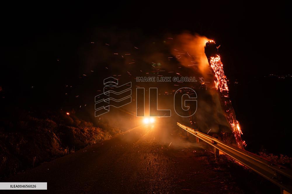 Situation 2 in Pobra Do Brollón Fire Cancelled - Spain