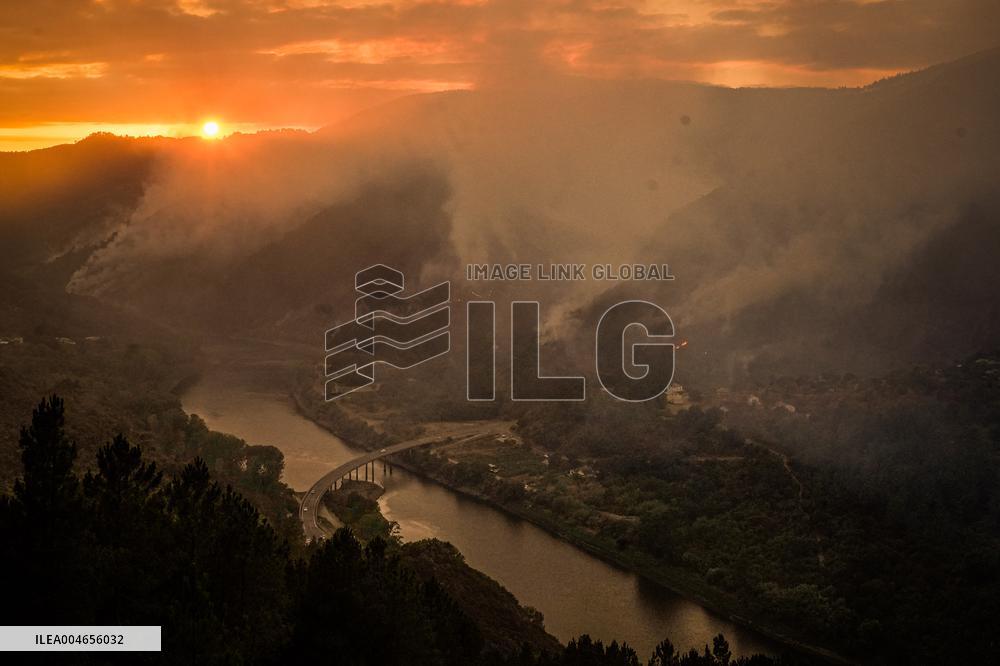 Situation 2 in Pobra Do Brollón Fire Cancelled - Spain