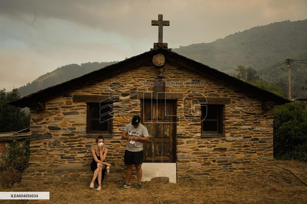 Situation 2 in Pobra Do Brollón Fire Cancelled - Spain