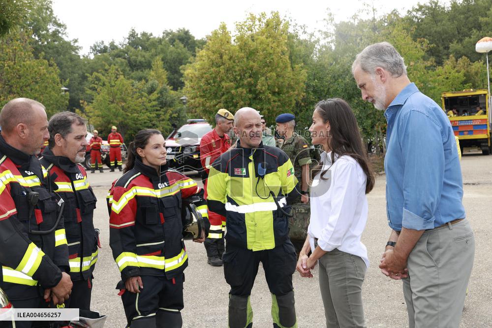 Royals Visit Fire-Affected Areas In Lake Sanabria