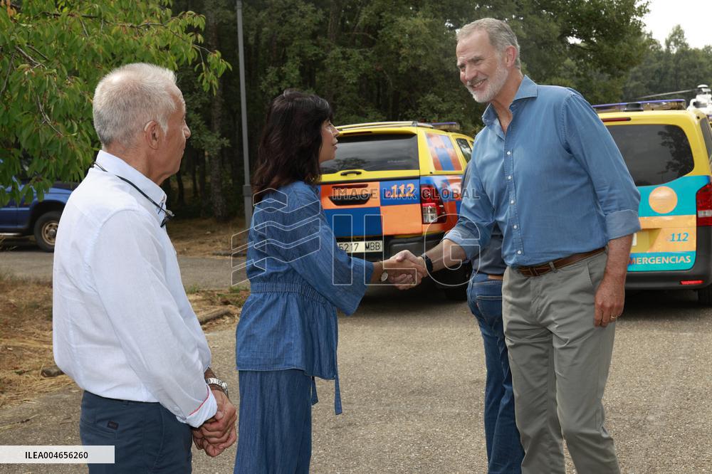 Royals Visit Fire-Affected Areas In Lake Sanabria
